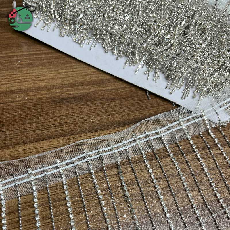 خرجکار نگین و زنجیری نقره ای - خرازی شفافی خرجکار نگین و زنجیری نقره ای - خرازی شفافی