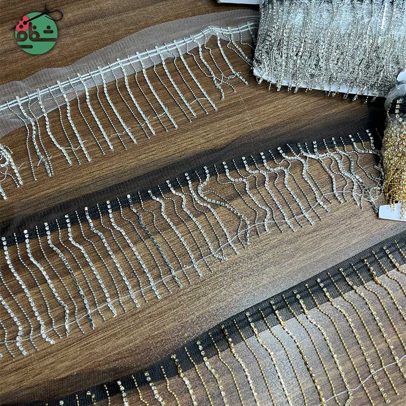 خرجکار نگین و زنجیری نقره ای - خرازی شفافی خرجکار نگین و زنجیری نقره ای - خرازی شفافی